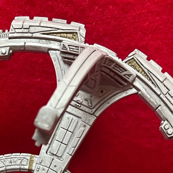 Star Trek Deep Space Nine Space Station Hallmark Ornament - Picture 9 of 15
